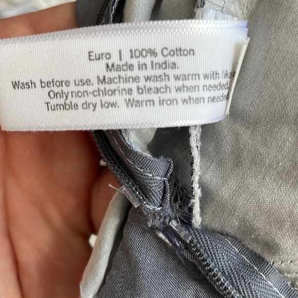 2 reversible euro sham by OAKE (Bloomingdales) - Picture 5 of 5